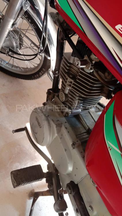 ہونڈا CG 125 2015 for Sale ہونڈا CG 125 2015 for Sale Image-10