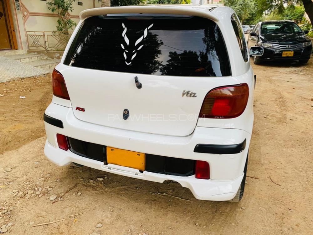 Toyota Vitz 2000 for Sale in Karachi Toyota Vitz 2000 for Sale in Karachi Image-3