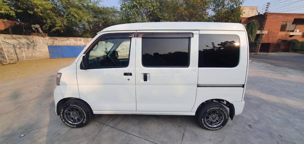 ڈائیہاتسو ہائی جیٹ 2016 for Sale in لاہور ڈائیہاتسو ہائی جیٹ 2016 for Sale in لاہور Image-5