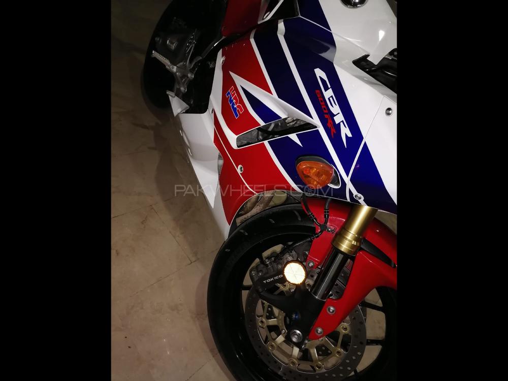 ہونڈا CBR 600RR 2013 for Sale ہونڈا CBR 600RR 2013 for Sale Image-6