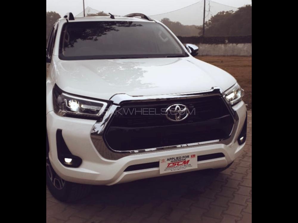 Toyota Hilux 2021 for Sale in Sialkot Toyota Hilux 2021 for Sale in Sialkot Image-4