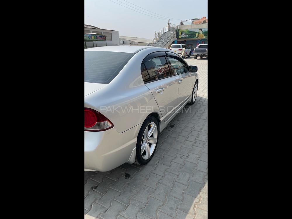 Honda Civic 2011 for Sale in Lahore Honda Civic 2011 for Sale in Lahore Image-9