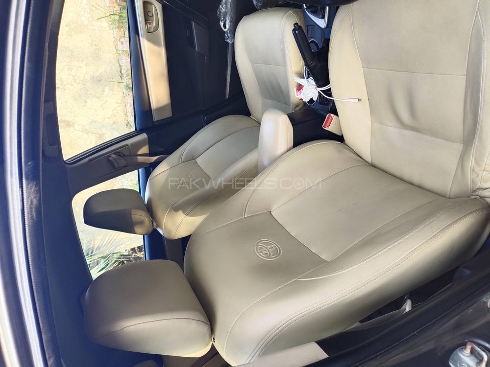 Toyota Corolla 2014 for Sale in Sargodha Toyota Corolla 2014 for Sale in Sargodha Image-4