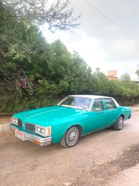 Oldsmobile Delta - 1982