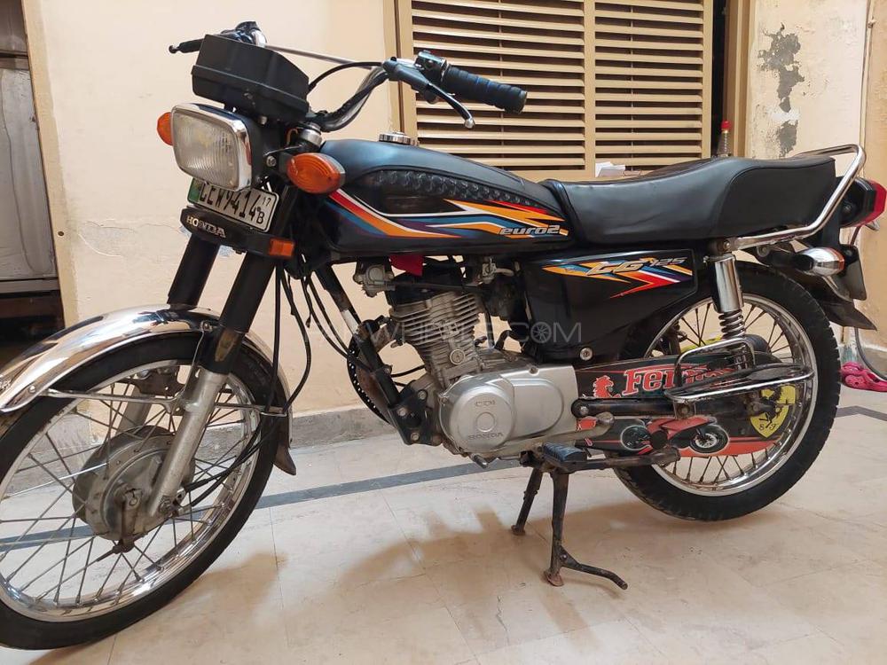 Honda CG 125 2017 for Sale in Lahore Image-1