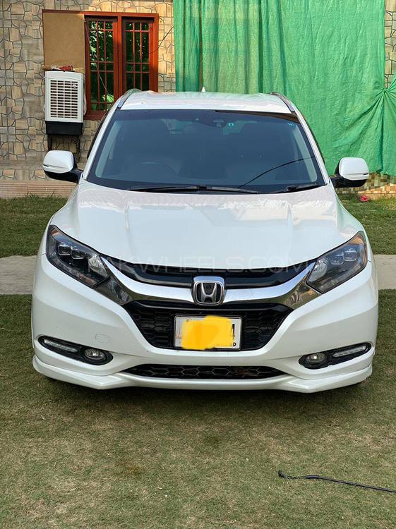 Honda Vezel 2014 for Sale in Rawalpindi Image-1