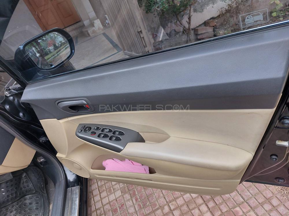 ہونڈا سوک 2012 for Sale in ملتان ہونڈا سوک 2012 for Sale in ملتان Image-2