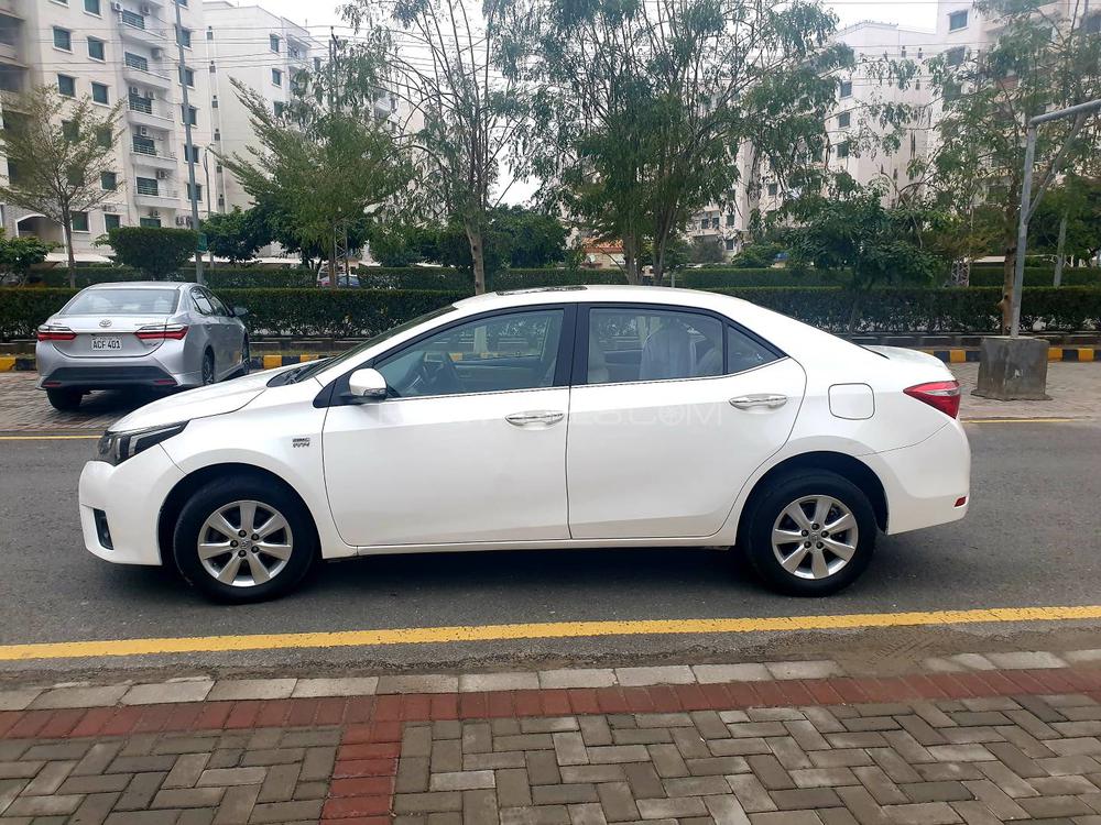 Toyota Corolla 2015 for Sale in Lahore Toyota Corolla 2015 for Sale in Lahore Image-7