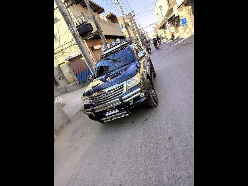 Toyota Hilux 2012 for Sale in Faisalabad Toyota Hilux 2012 for Sale in Faisalabad Image-5