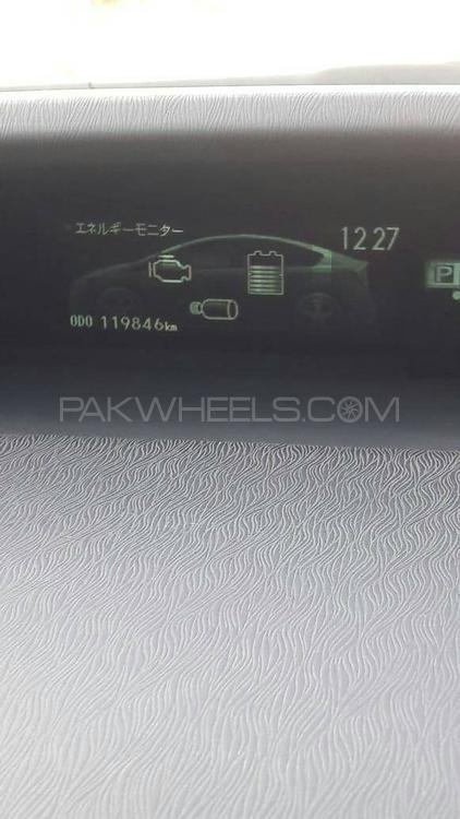 ٹویوٹا پریوس 2015 for Sale in گجرانوالہ ٹویوٹا پریوس 2015 for Sale in گجرانوالہ Image-10
