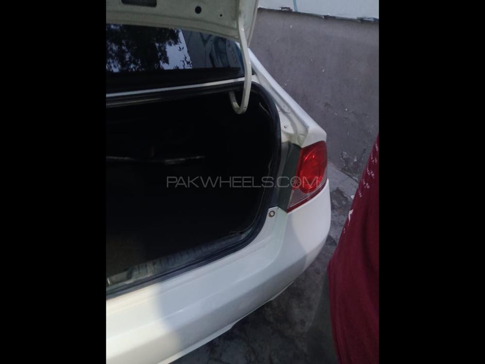 ہونڈا سوک 2011 for Sale in لاہور ہونڈا سوک 2011 for Sale in لاہور Image-3