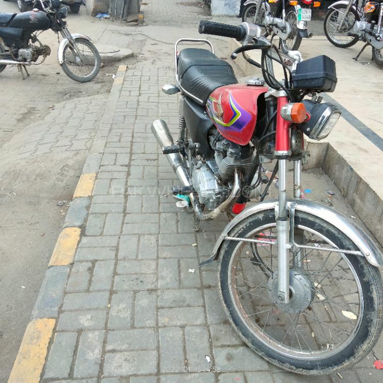 Honda CG 125 2005 for Sale in Lahore Image-1