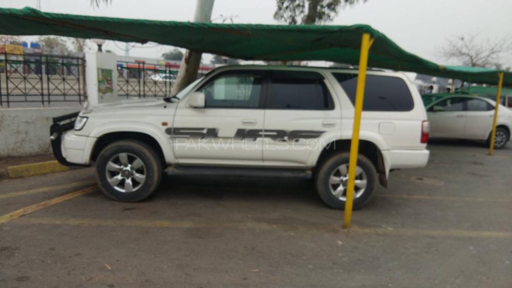 Toyota Surf 2001 for Sale in Sheikhupura Toyota Surf 2001 for Sale in Sheikhupura Image-3