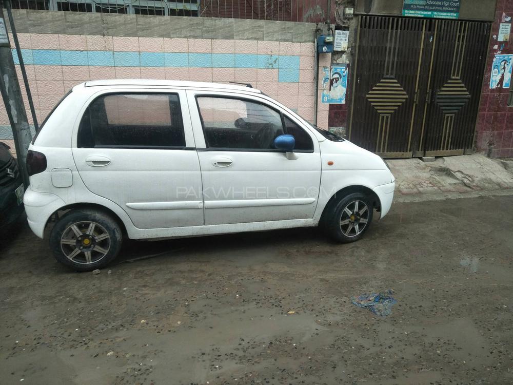 Chevrolet Exclusive 2005 for Sale in Lahore Chevrolet Exclusive 2005 for Sale in Lahore Image-2
