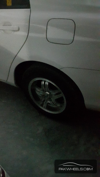 15 inch rims along with tyres Image-1