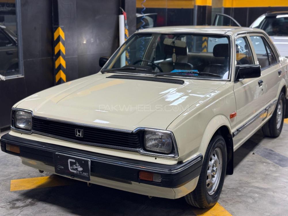 Honda Civic - 1983  Image-1