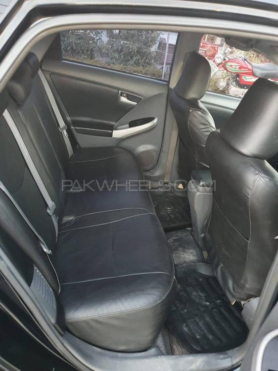 Toyota Prius 2010 for Sale in Islamabad Toyota Prius 2010 for Sale in Islamabad Image-2