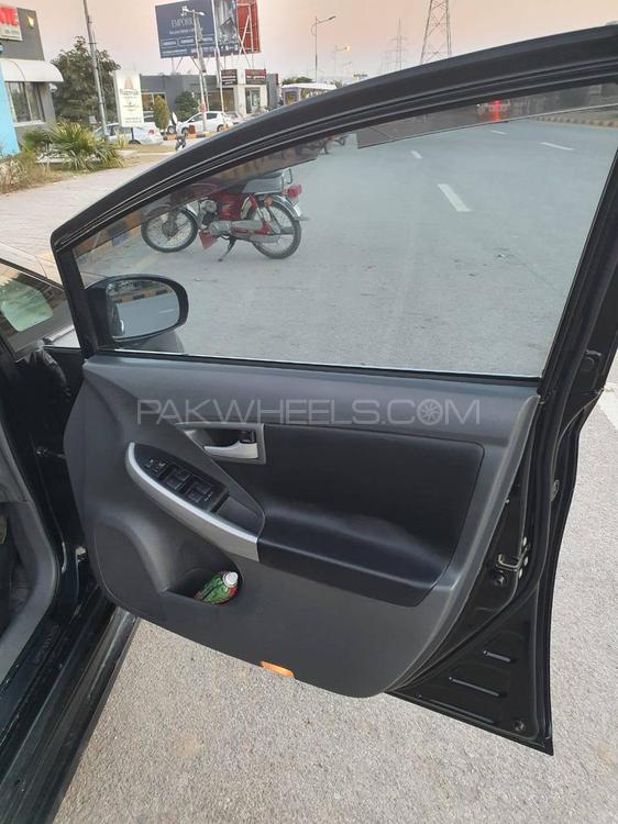 Toyota Prius 2010 for Sale in Islamabad Toyota Prius 2010 for Sale in Islamabad Image-6