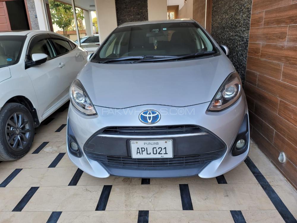Toyota Aqua 2017 for Sale in Faisalabad Image-1