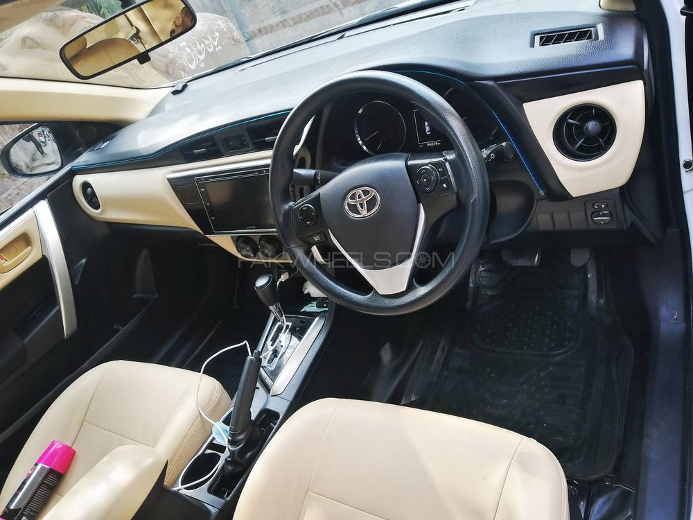 Toyota Corolla 2018 for Sale in Lahore Toyota Corolla 2018 for Sale in Lahore Image-4