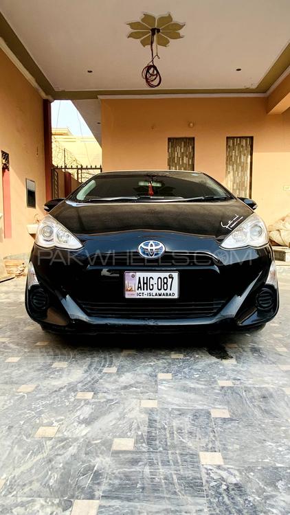 Toyota Aqua 2015 for Sale in Multan Toyota Aqua 2015 for Sale in Multan Image-10