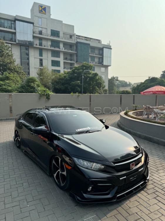 Honda Civic - 2021 Black bullet  Image-1