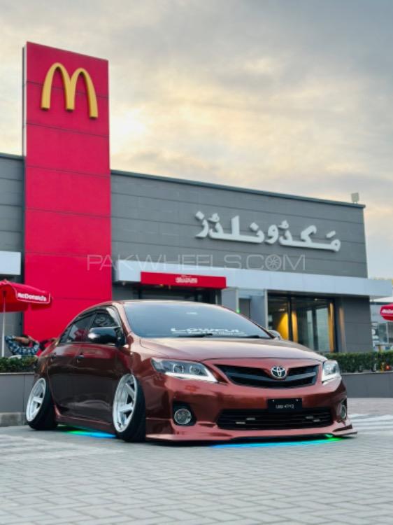 Toyota Corolla - 2013 E-140 Image-1