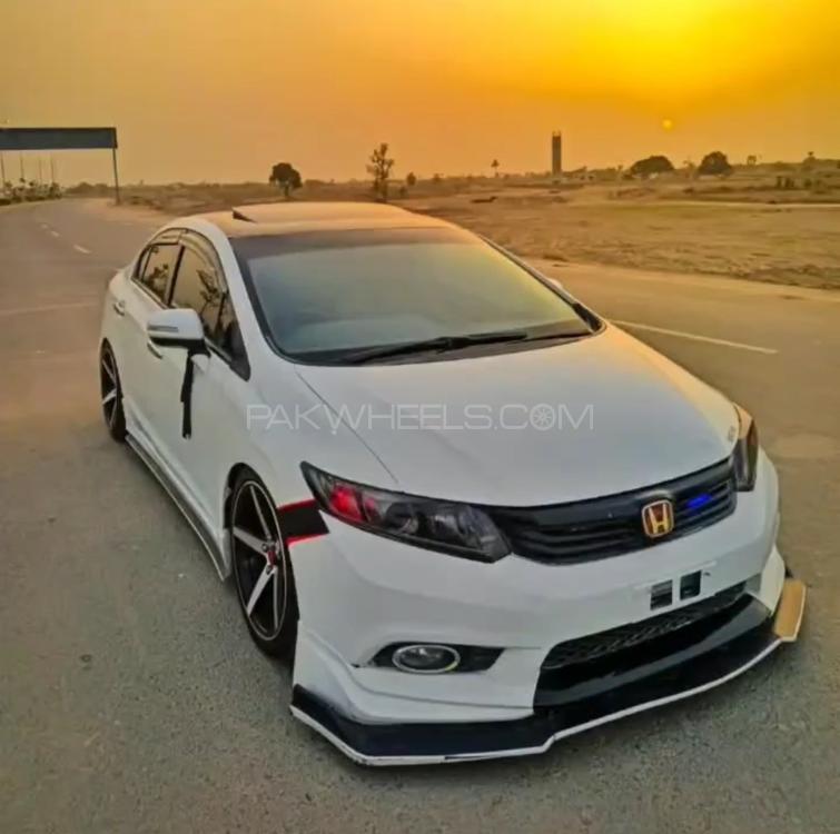 Honda Civic - 2013 Civic FB2 Image-1