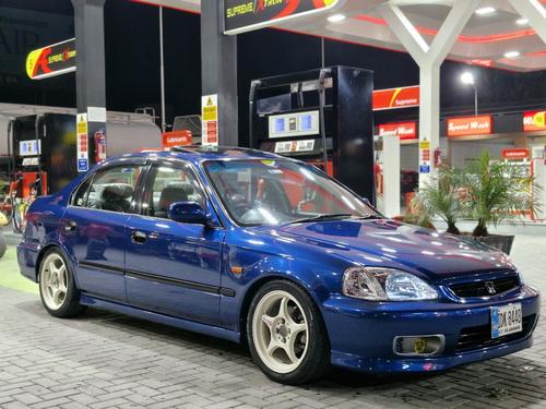 Honda Civic - 2000