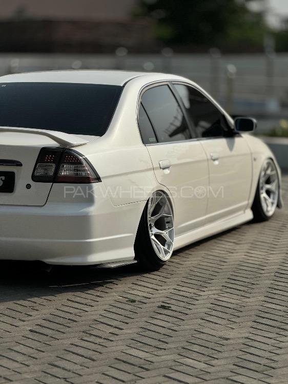 Honda Civic - 2005 Shabby es  Image-1