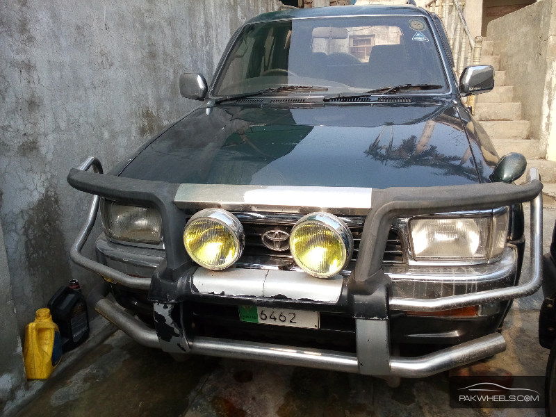 Toyota Hilux 1995 for Sale in Lahore Image-1
