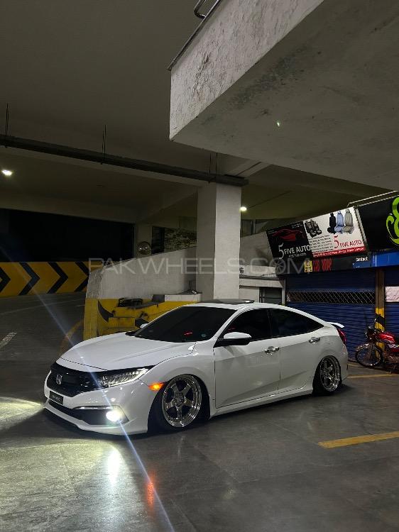 Honda Civic - 2017 X Image-1