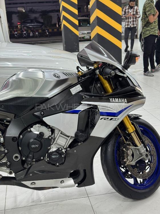 یاماہا YZF-R1 - 2015 R1m Image-1