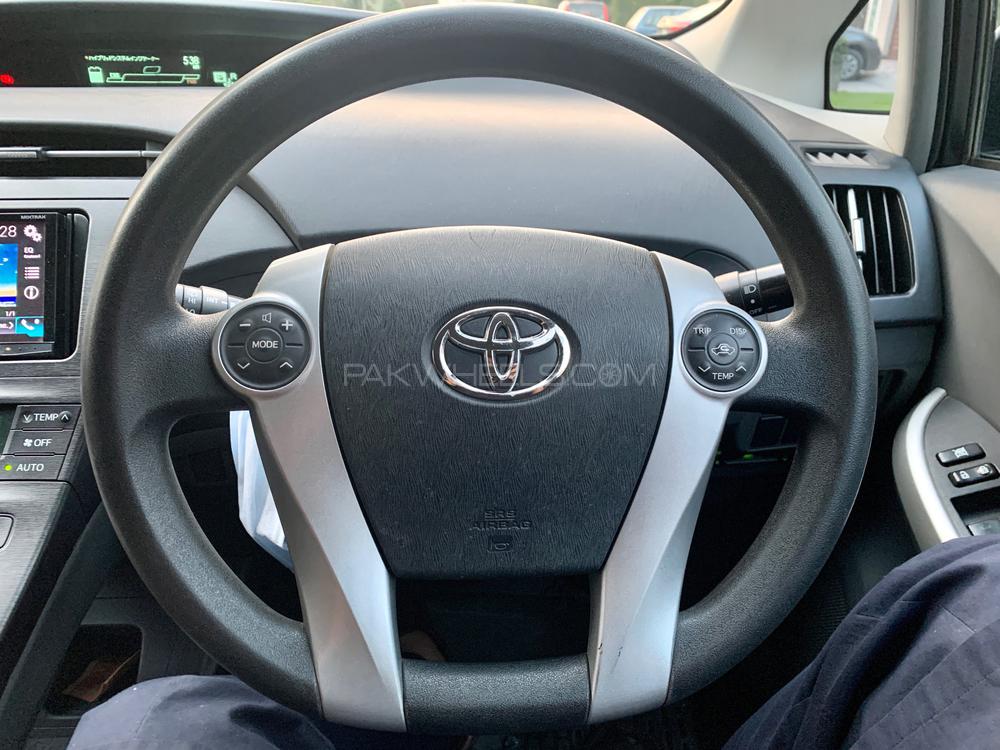 ٹویوٹا پریوس 2011 for Sale in لاہور ٹویوٹا پریوس 2011 for Sale in لاہور Image-15