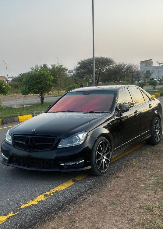 Mercedes Benz C Class - 2012 Merce Image-1