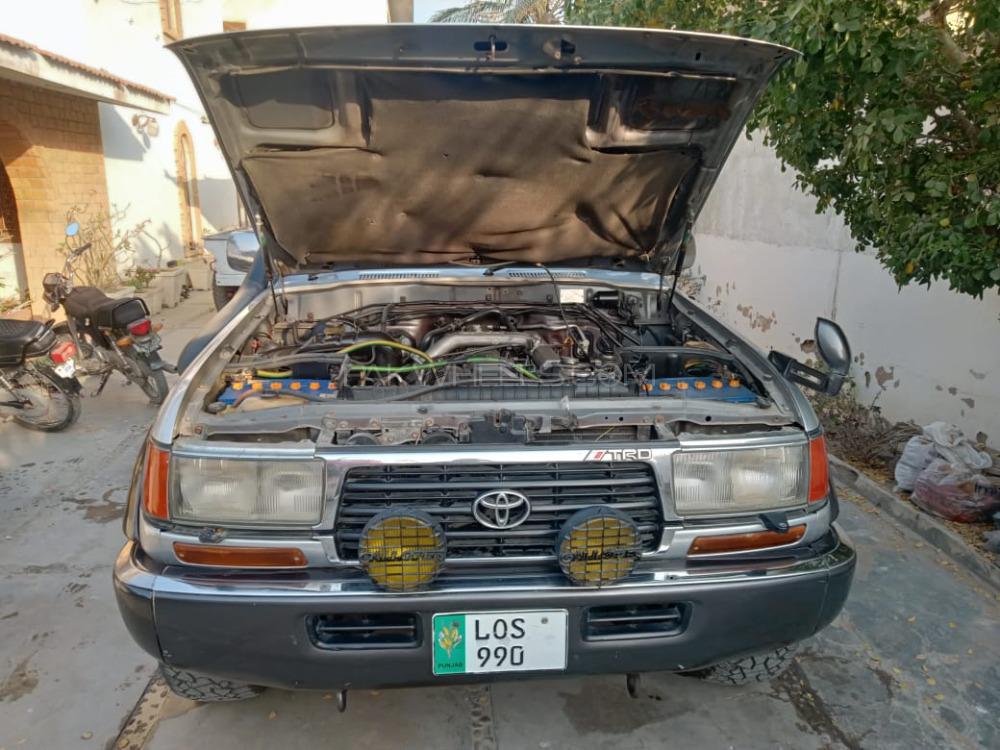 Toyota Land Cruiser 1993 for Sale in Karachi Toyota Land Cruiser 1993 for Sale in Karachi Image-9