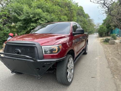 Toyota Tundra - 2010