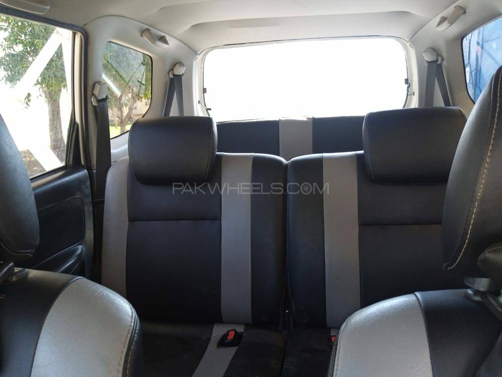 ٹویوٹا اونزا 2011 for Sale in اسلام آباد ٹویوٹا اونزا 2011 for Sale in اسلام آباد Image-3