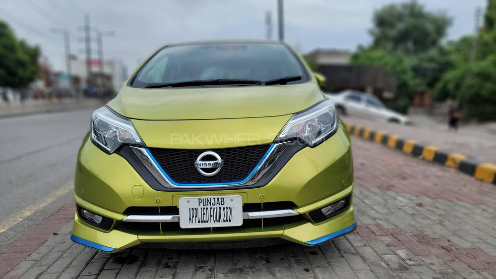 Nissan Note 2017 for Sale in Lahore Image-1