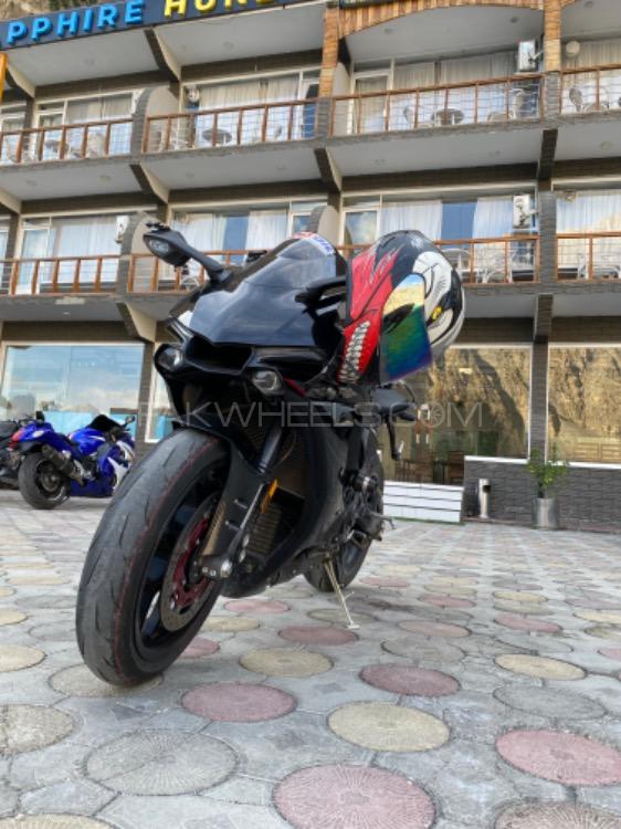 یاماہا YZF-R1 - 2018 Batman Image-1