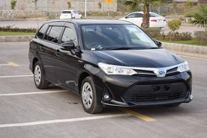 Toyota Corolla Fielder X 2018 for Sale in Rawalpindi