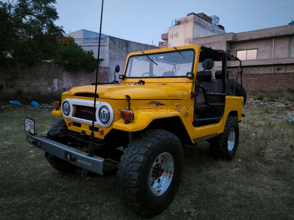 Toyota Fj Cruiser - 1984 Monster Image-1
