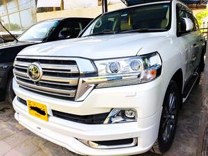Toyota Land Cruiser ZX 2018 for Sale in Karachi