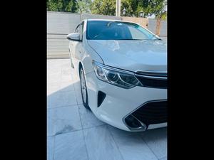 Toyota Camry Hybrid 2014 for Sale in Gujranwala