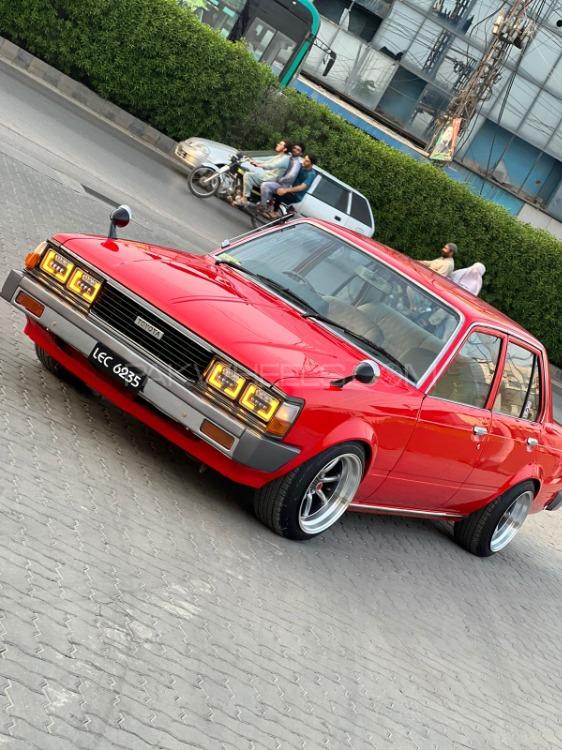 Toyota Corona - 1982 bilal khalil  Image-1