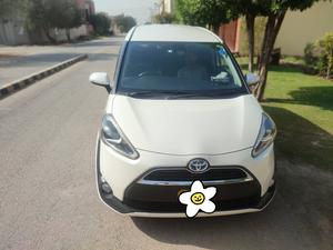 Toyota Sienta G 2017 for Sale in Multan