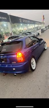 ہونڈا سوک - 2000