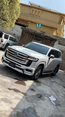Toyota Land Cruiser - 2023