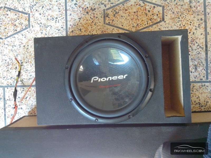 AudioBank amplifier-j.v.c speaker-pioneer woofer compleat so Image-1