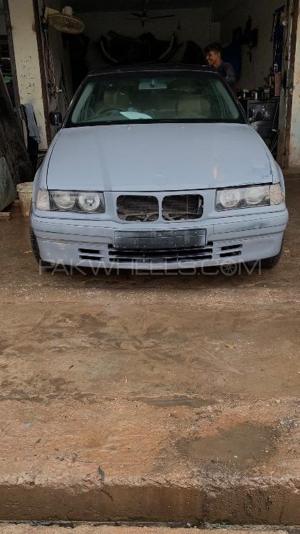 BMW 3 Series - 1996 E36 Image-1